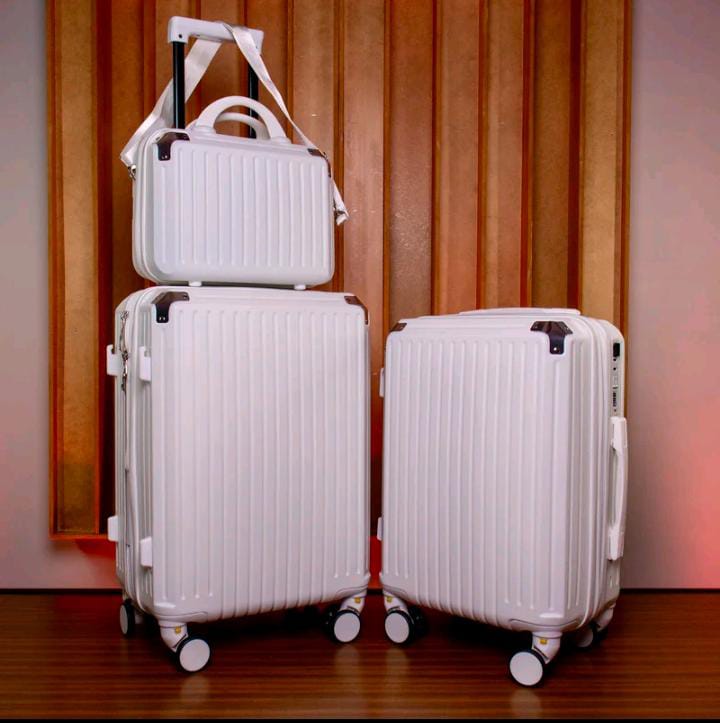 Kit de viagem Imperial: 2 Malas + Frasqueira Premium | Cadeado Numérico 3 Digitos | Padrão Anac | 360° ABS