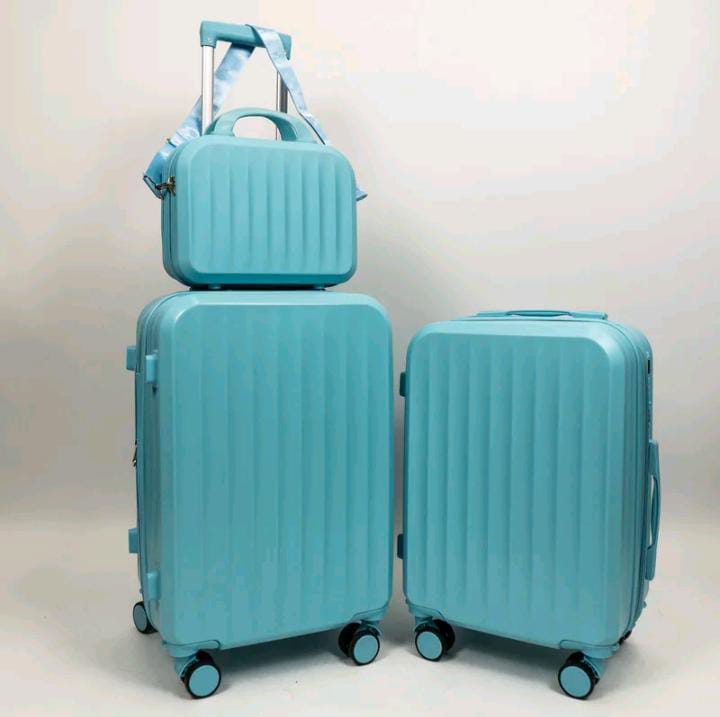 Kit Voyage: 2 Malas + Frasqueira Premium | Cadeado 3 Digitos | Padrão Anac | Rodas 360° | ABS Porta USB E USB-C