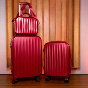 Kit Voyage: 2 Malas + Frasqueira Premium | Cadeado 3 Digitos | Padrão Anac | Rodas 360° | ABS Porta USB E USB-C